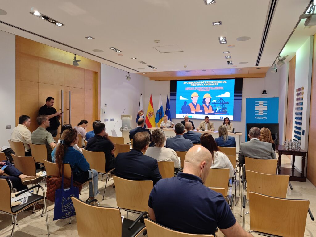 Jornadas Fedeport PRL Tenerife 25.- Sala.- Radio Muelle.- EG Com.---